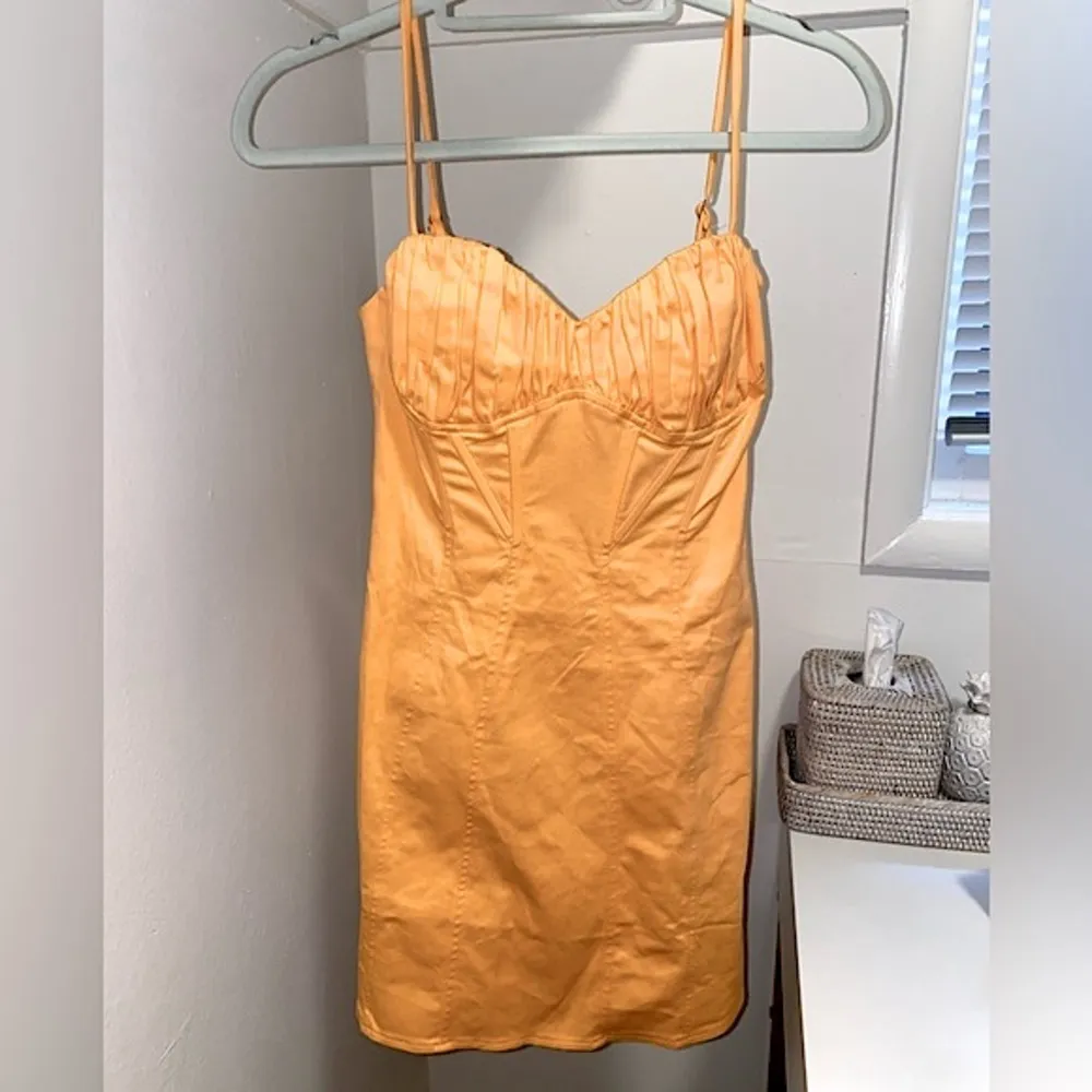 ASTR The Label - Vietta Ruched Mini Dress - Image 4