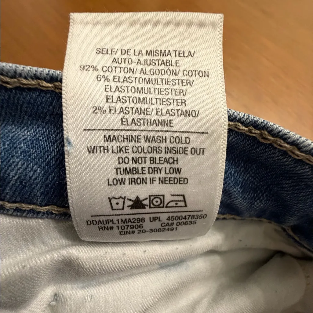 Hudson Nico Ripped Chew Hem Ankle Straight Leg Jeans Size 29 - Image 6