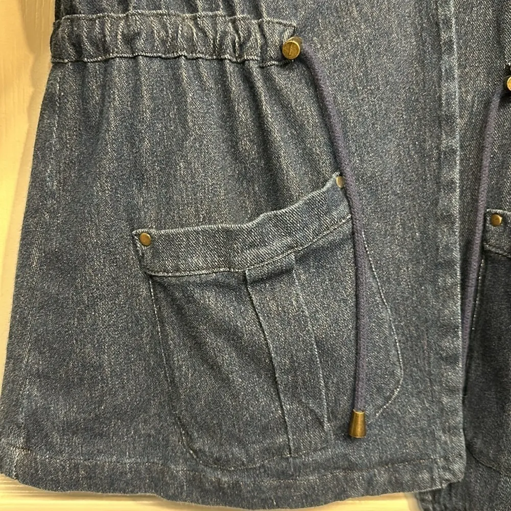 LYSSE Denim Jean Vest Casual Pockets Drawstring Waist Size Small EUC #3202 - Image 3