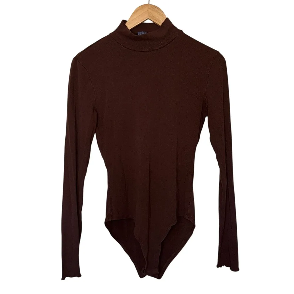 Cider Brown Ribbed Mock Neck Long Sleeve Bodysuit‎ Women's Large - Image 3