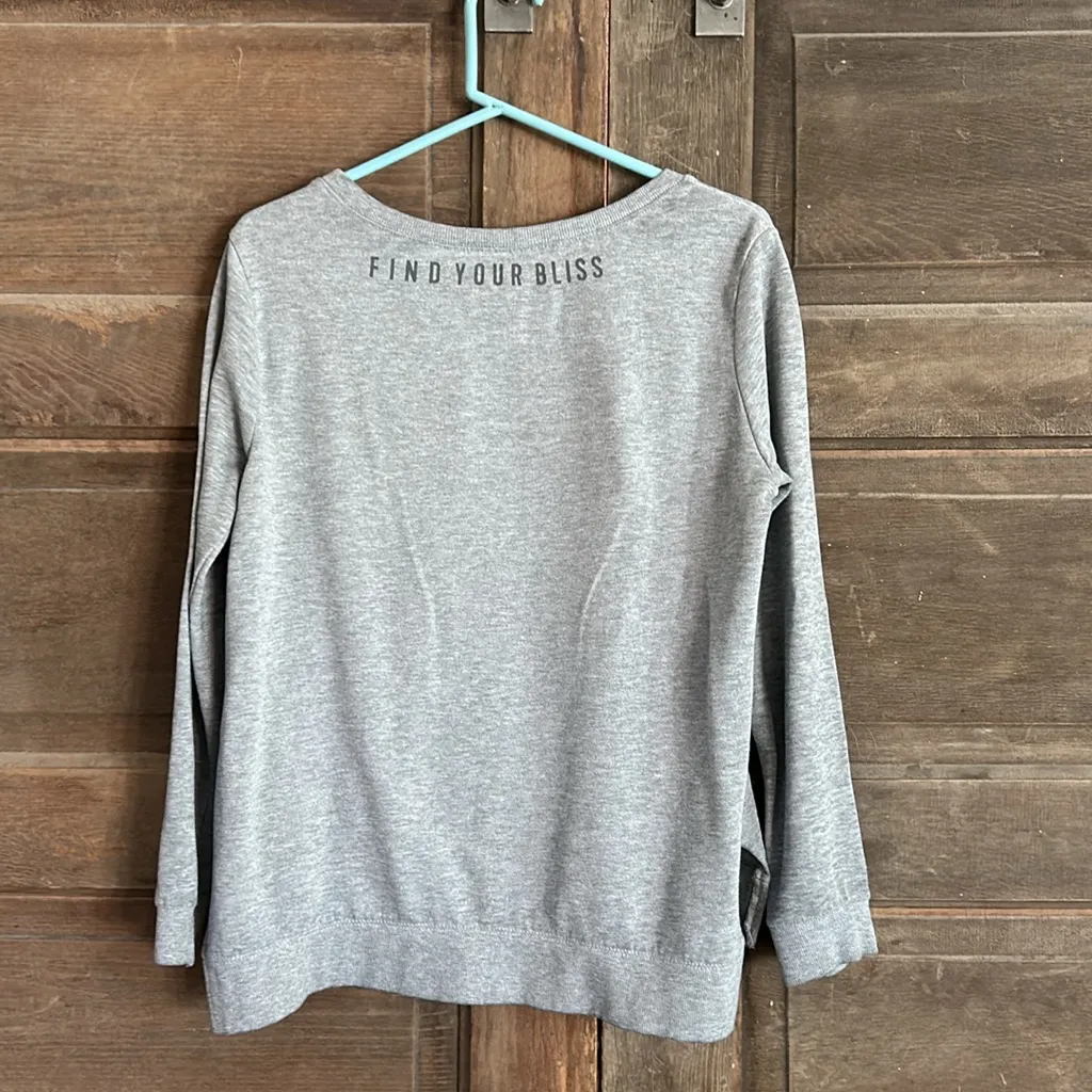 Zoe+Liv Junior Rose Long Sleeve Graphic‎ Sweatshirt, Gray, Medium - Image 4