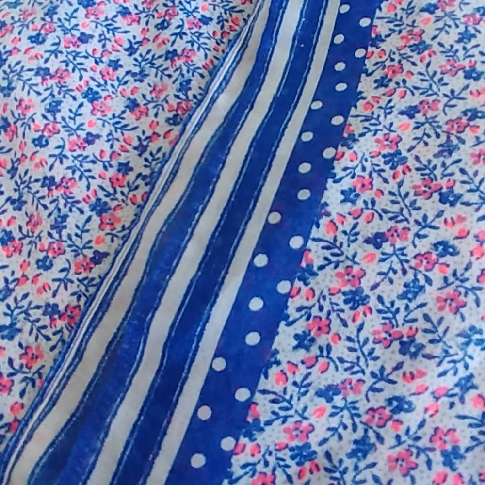 Abercrombie Floral Lightweight Infinity Scarf - Image 3