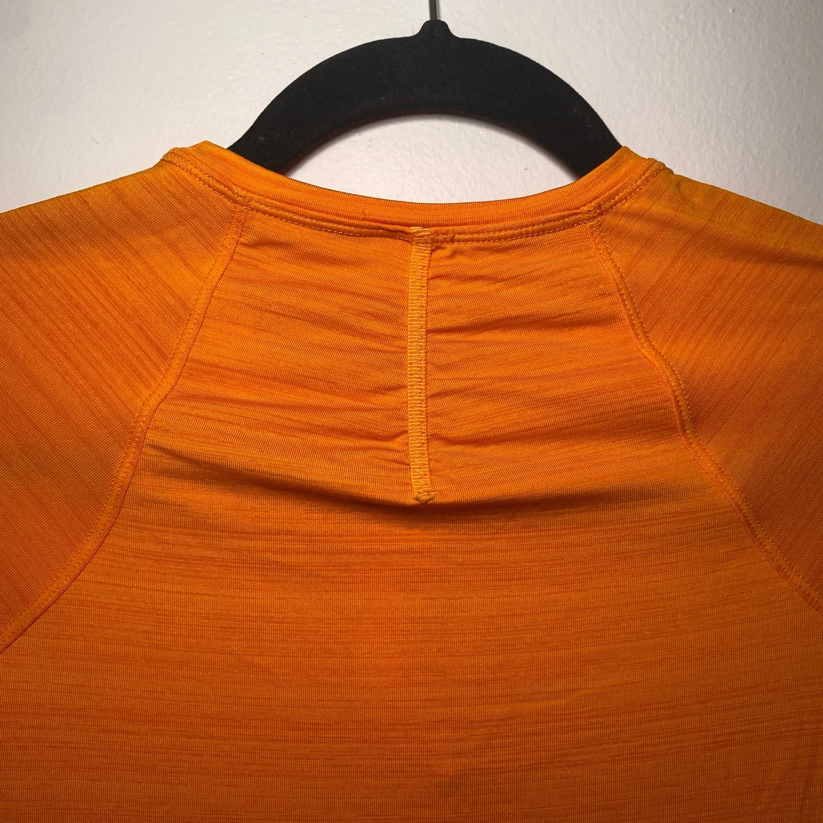 Athleta Bright Orange Long Sleeve Quarter Zip Running Top Women's size XXS - Image 6