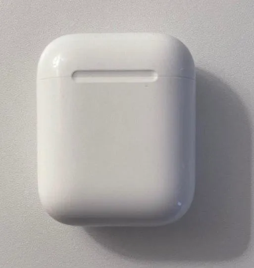 Apple AirPods With Charging Case - Image 2