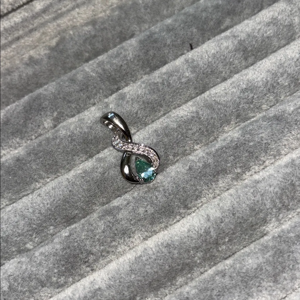 Beautiful aquamarine gemstone S925 stamped pendant White Diamond 1ct gemstone - Image 6