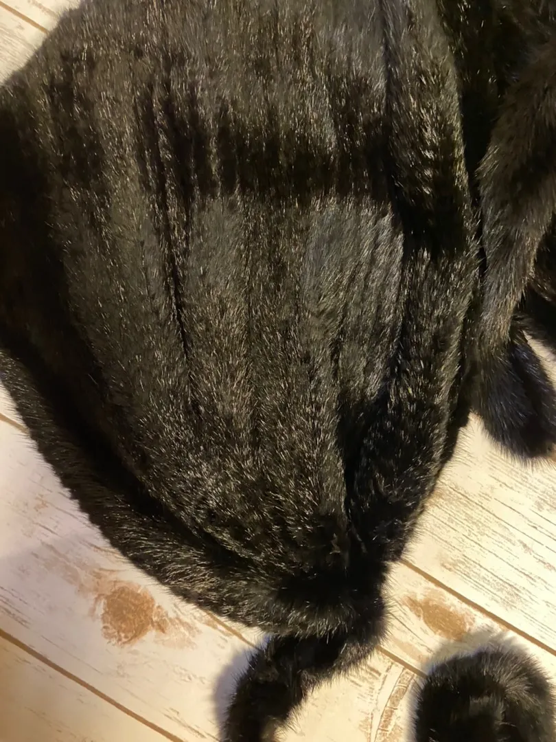 Genuine Knit Mink Wrap Black - Image 7