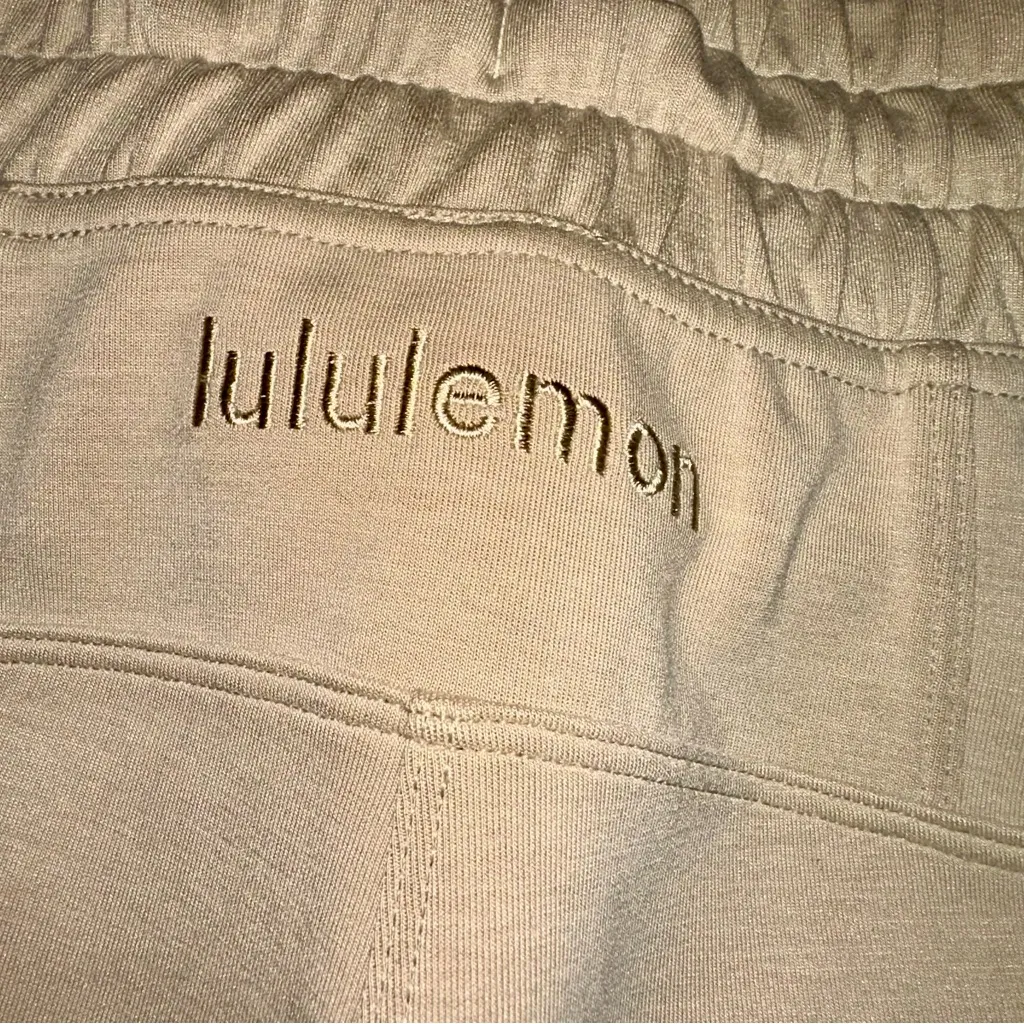 Lululemon Soft Ambitions High Rise Short 4" - Image 6