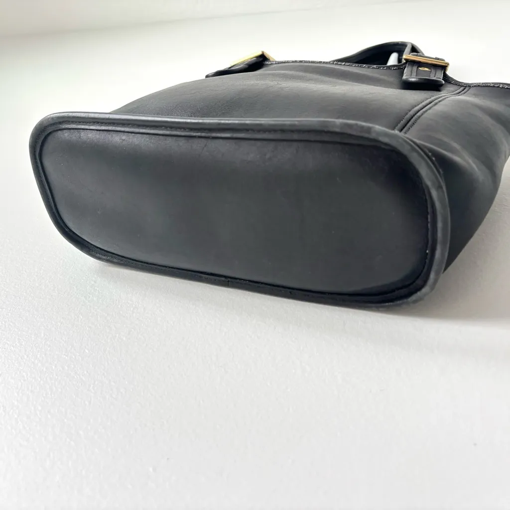 Coach Vintage Legacy Small Shopper Shoulder Tote Bag Purse 9086 Black Leather - Image 4