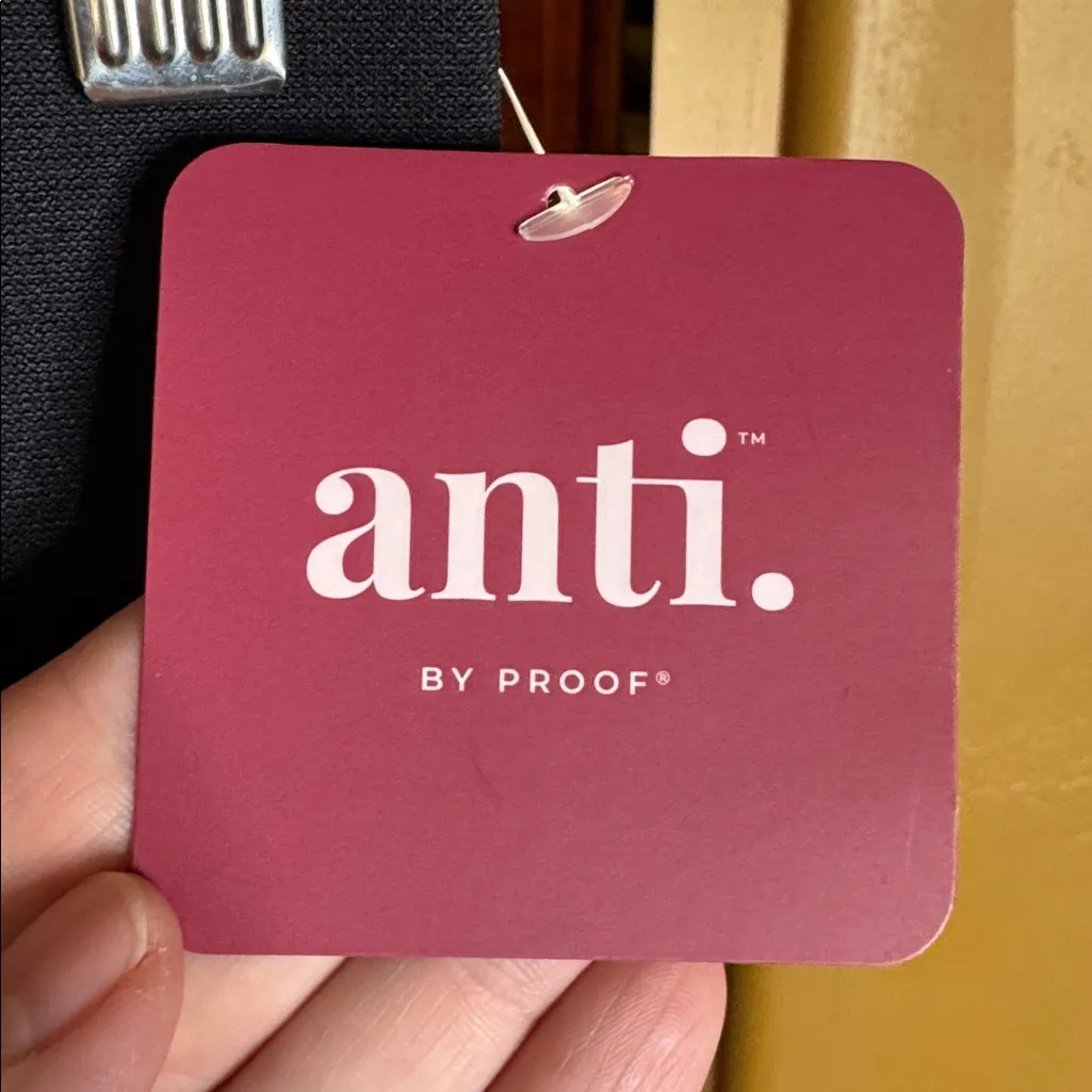 NWT NIP Anti x Proof Seamless Compression Legging Legging Size Small Black - Image 6