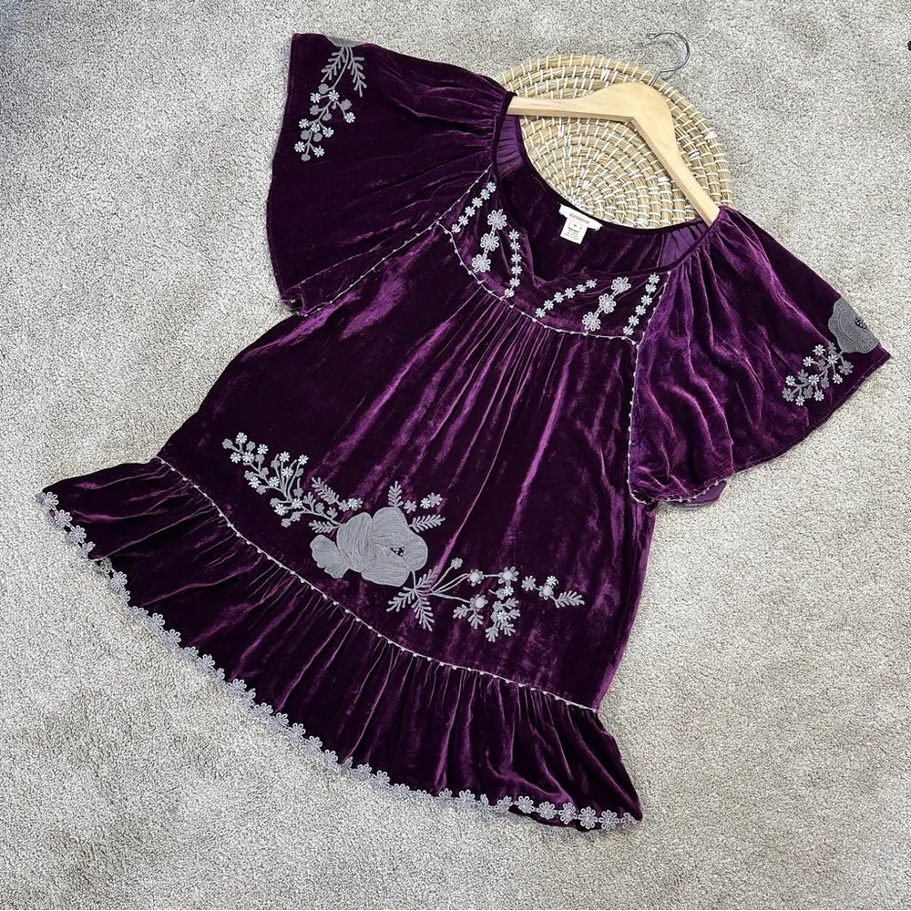 Sundance Embroidered Silk Blend Just Devine Tunic Top Purple Velvet Fairy Size M - Image 2