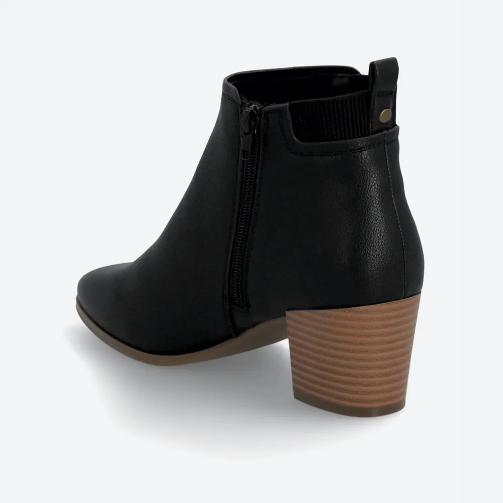 MARKET‎ & SPRUCE
Magda Heeled Chelsea Bootie - Image 4