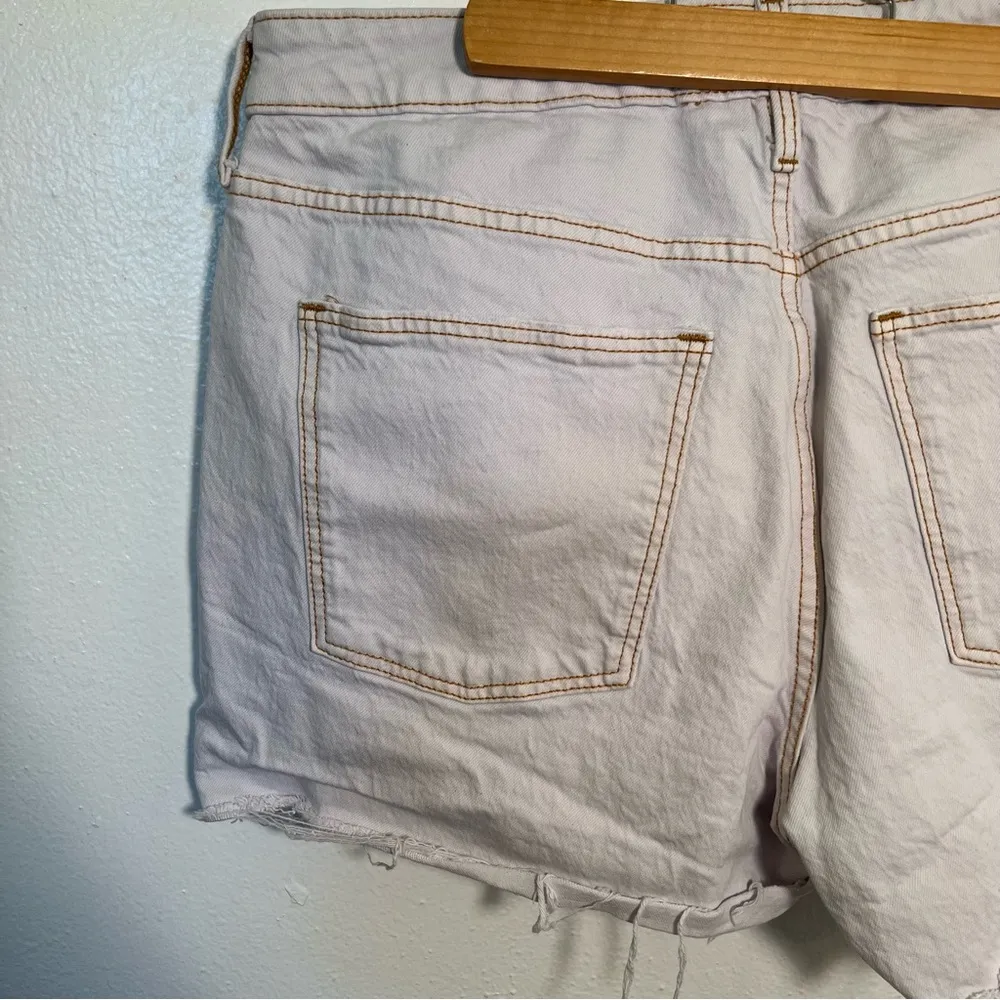 Universal Thread High-Rise Vintage Midi Jean Shorts - Image 12