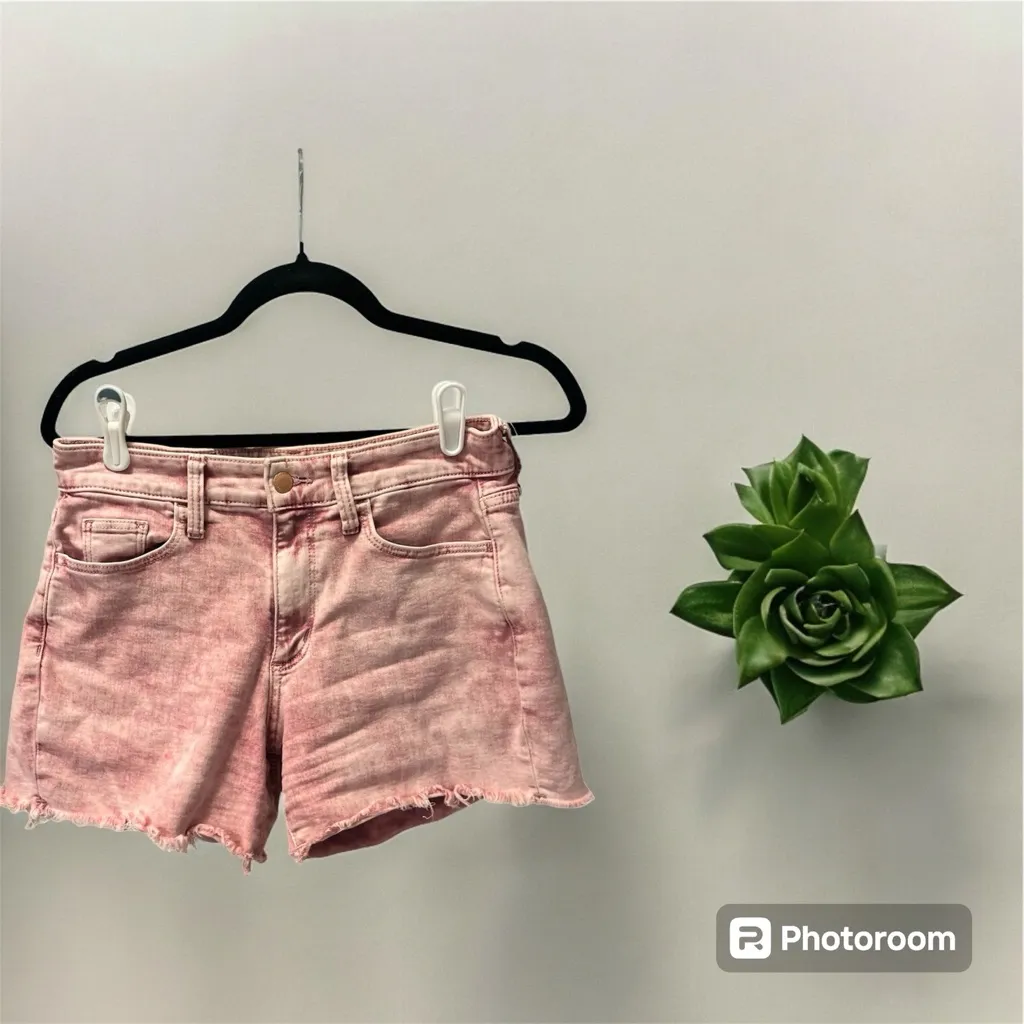 Universal Thread High Rise Midi Shorts Size 4 - Image 2