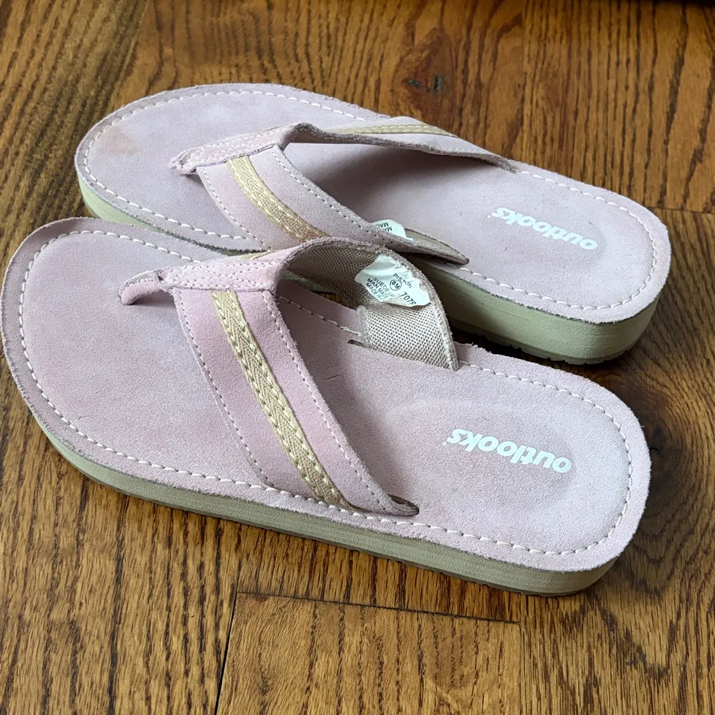 Outwoods Outlooks Piston Flip Flops Women’s Size 8 - Image 3