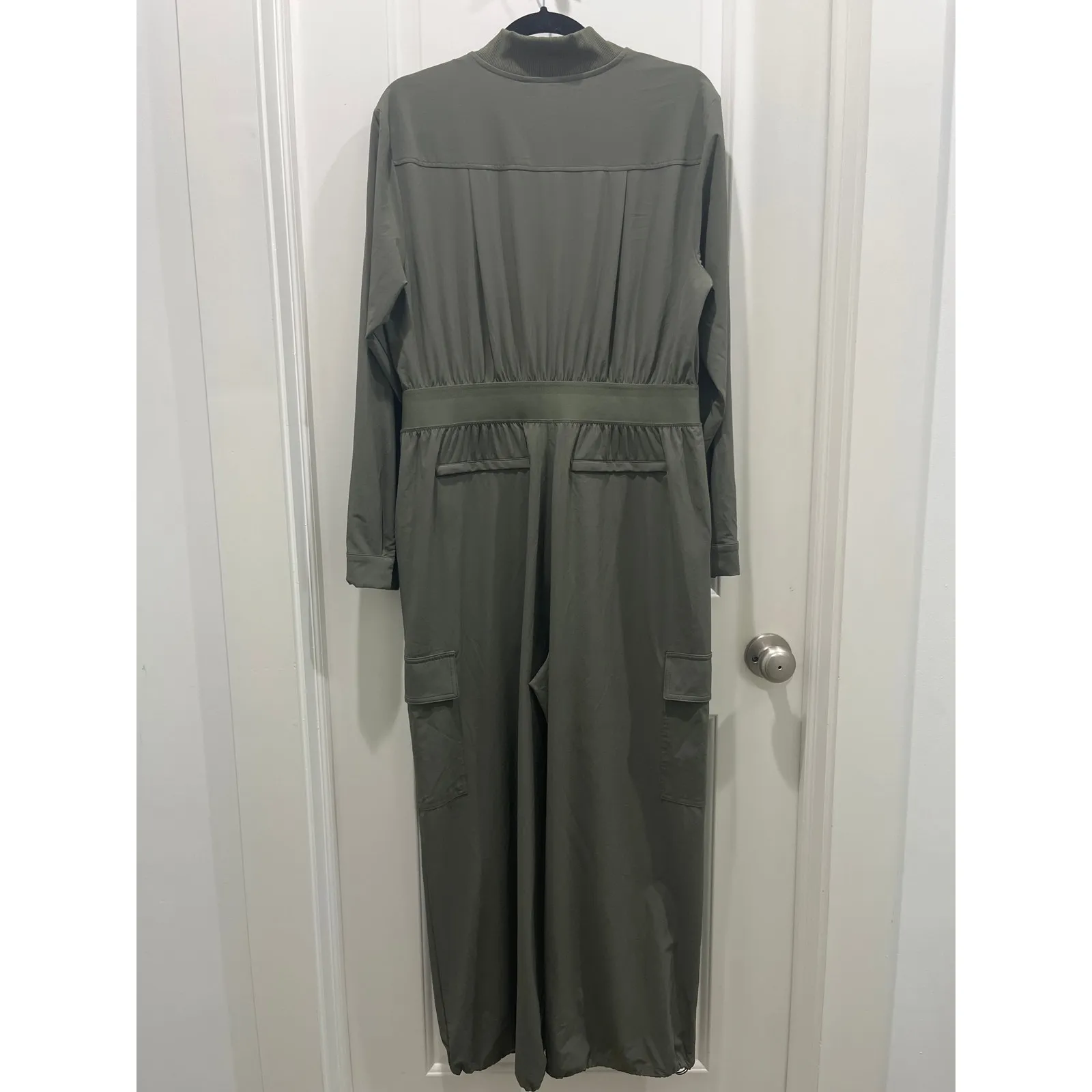 Athleta Brooklyn Long Sleeved Jumpsuit in Moss Sz 12P - Image 8