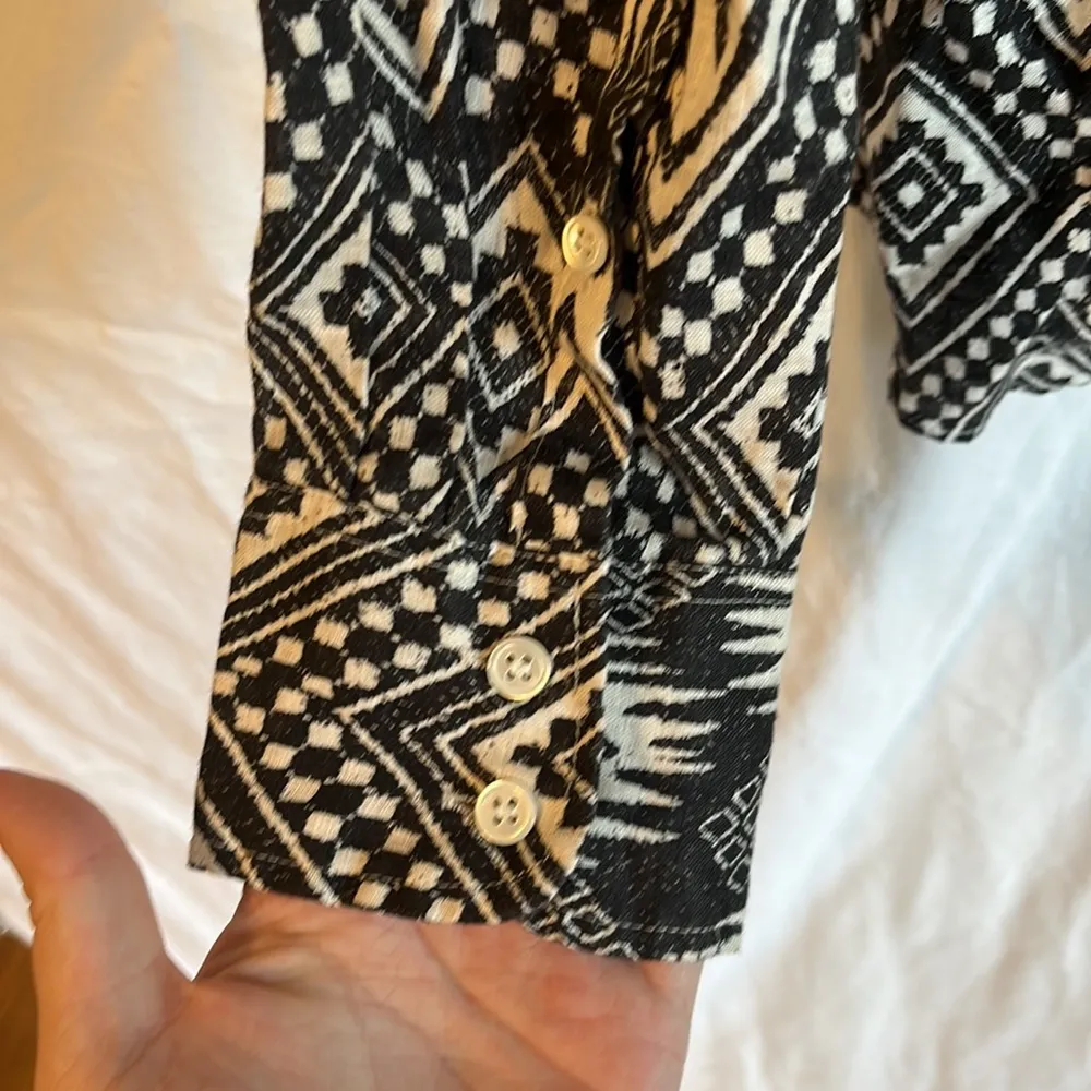 J.Crew ‘Boy’ Southwestern Print 100% Linen Long Sleeve Button Down NWT - Image 5