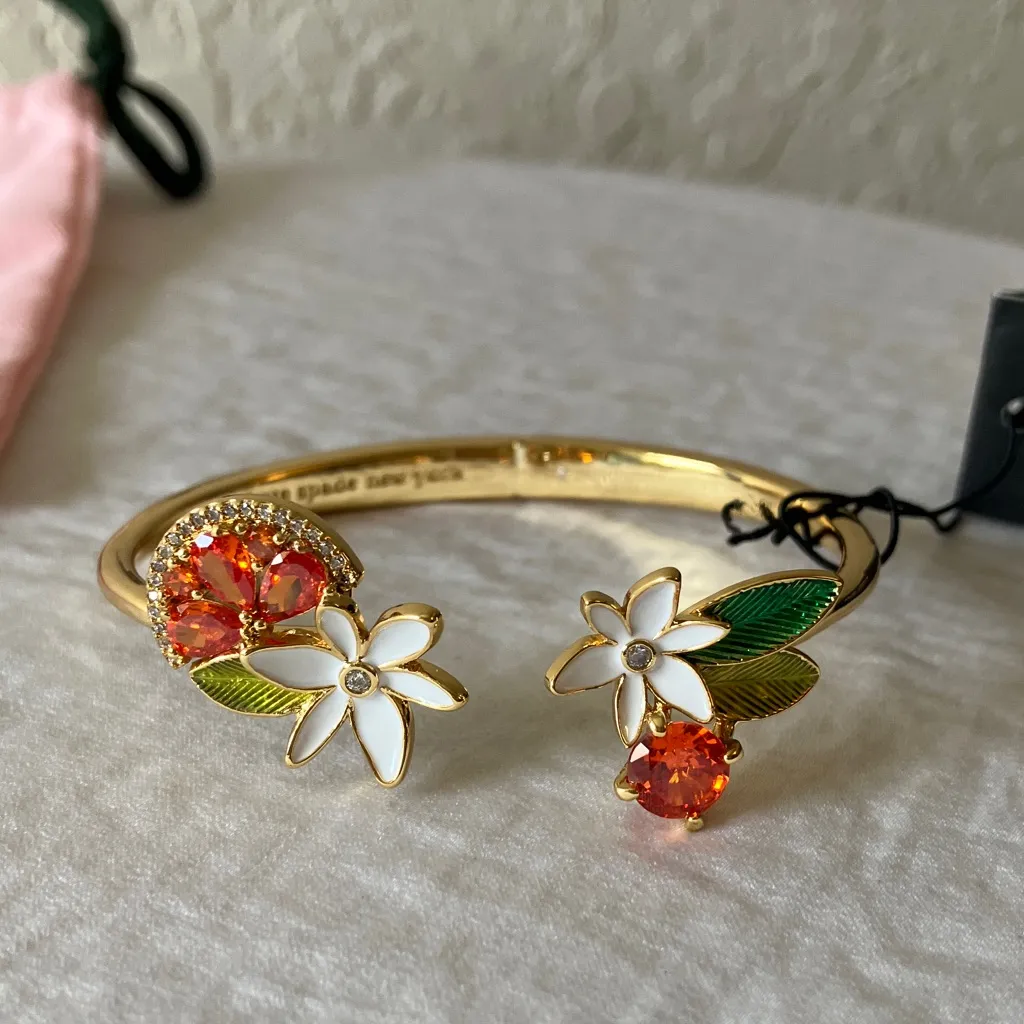Kate Spade: Sweet Citrus Hinge Cuff- Gold Tone - Image 9