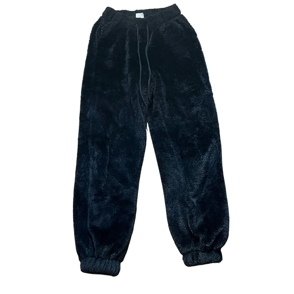 No Boundaries Black Faux Fur Joggers - Image 2