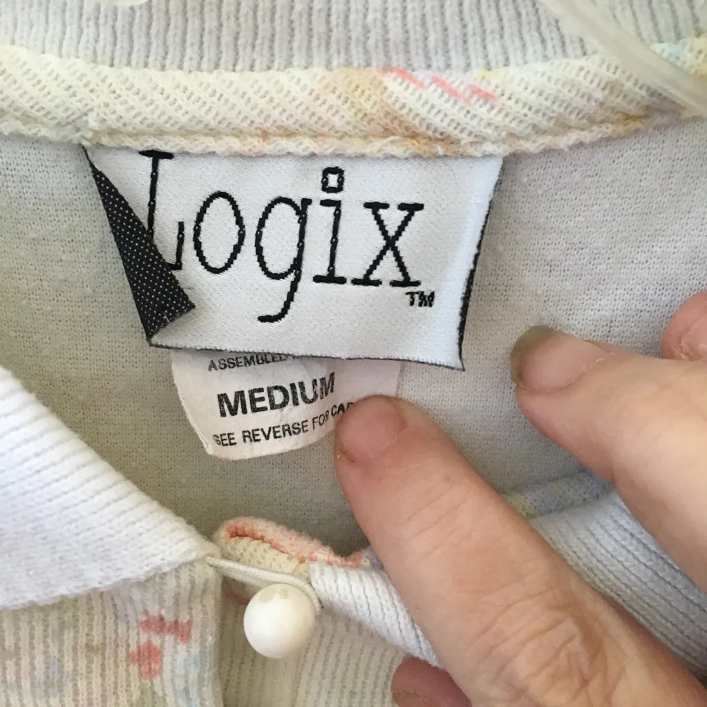 FINAL MARKDOWN Ladies’ vintage Logix Top (M) Size M - Image 3