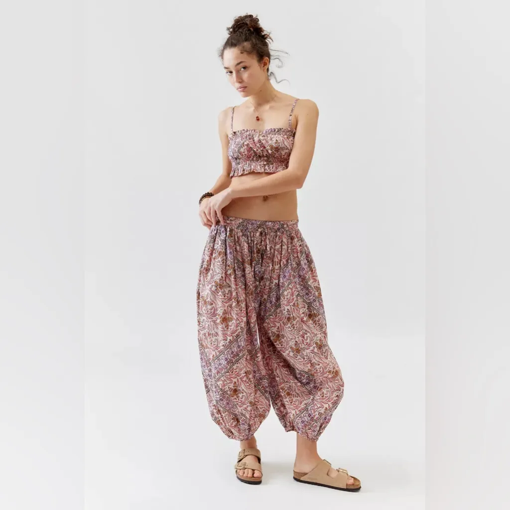 Urban Outfitters Out From Under Jasmine Cropped Cami Size Small - Image 2