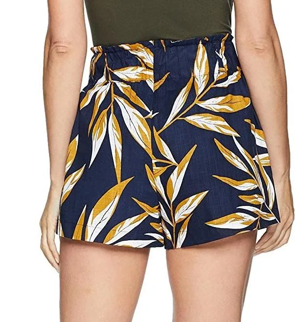 Paperbag Leaf Shorts - Image 2