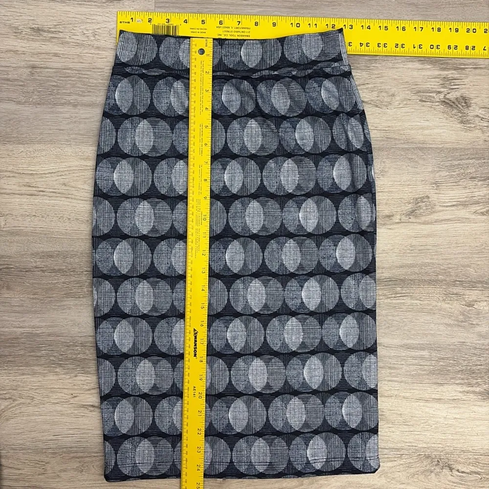 . Blue & White Circle Print Knee Length Pull On Pencil Skirt Size Small - Image 8