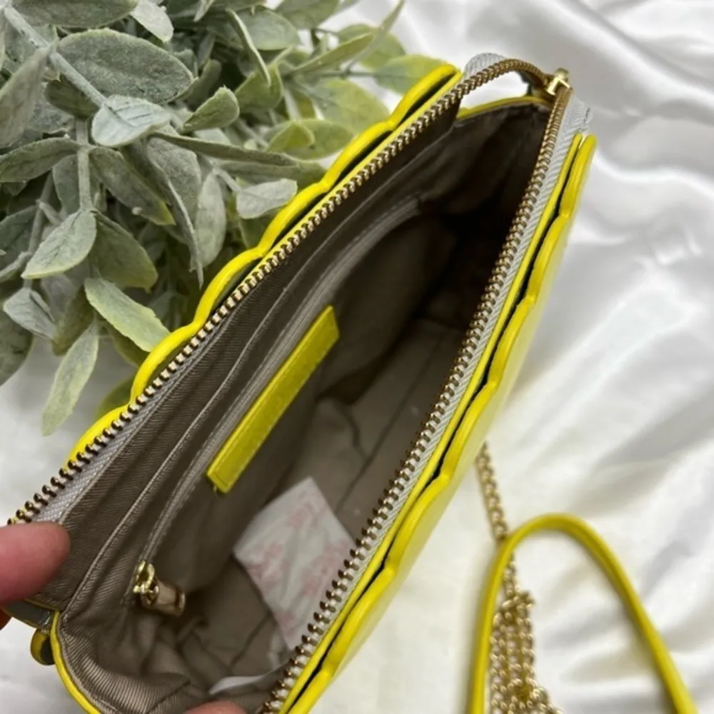 Talbots PLANO SCALLOPED-LEATHER CROSSBODY BAG - Image 3