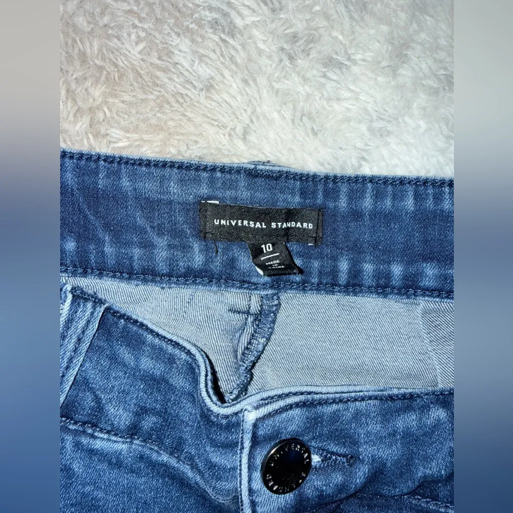 Universal Standard  Relaxed Fit Dark Blue Jeans - Image 3