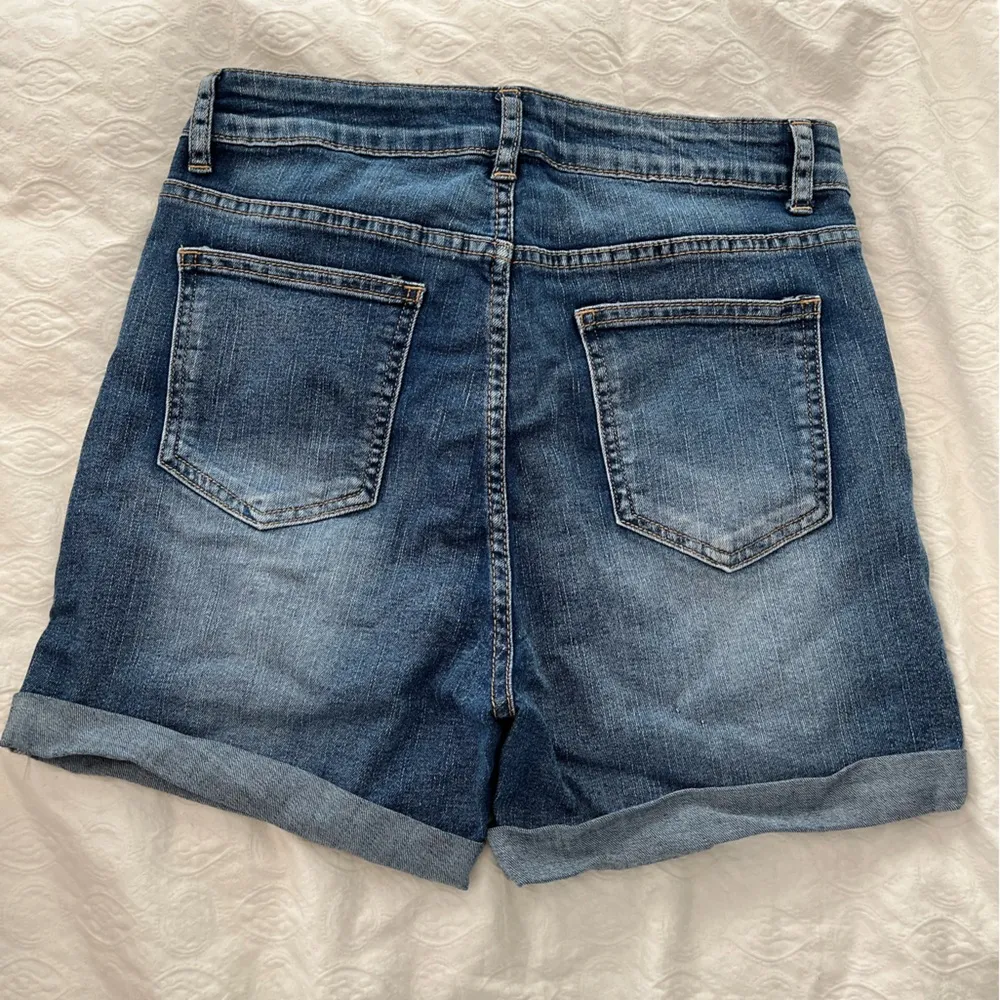 SHEIN tall M Jean shorts - Image 5
