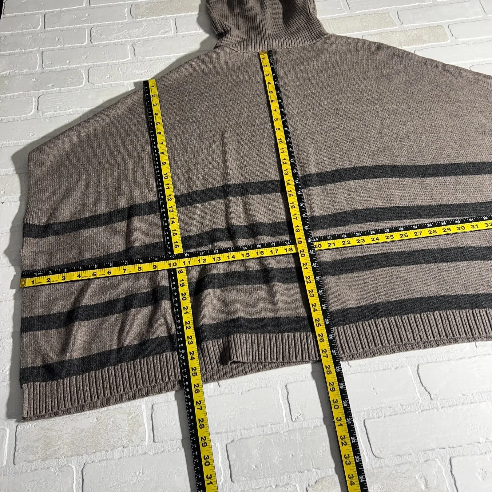 Banana Republic Poncho Sweater Womens M Taupe Cowl Neck Stripe Oversized Slouchy - Image 3