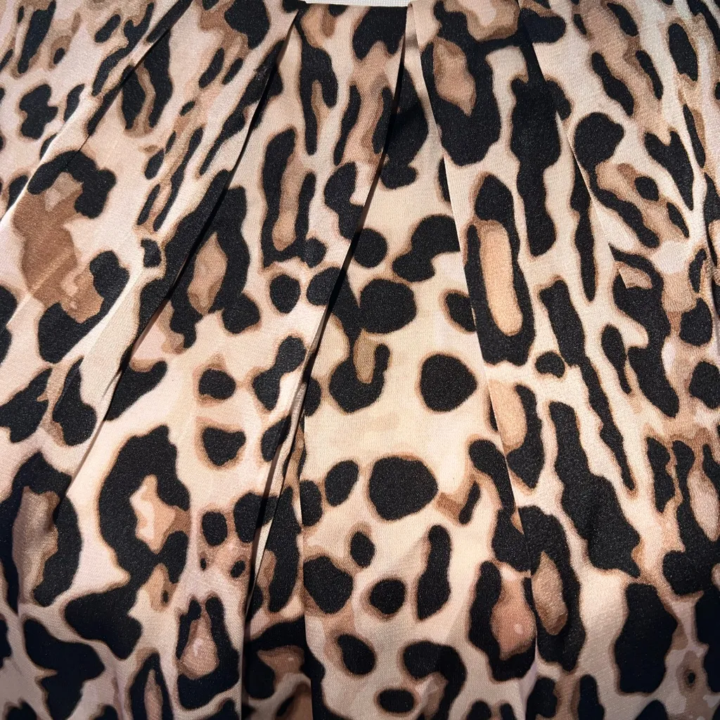 Karl Lagerfeld🦎Paris High Neck Leopard Print Shell🌵 - Image 4