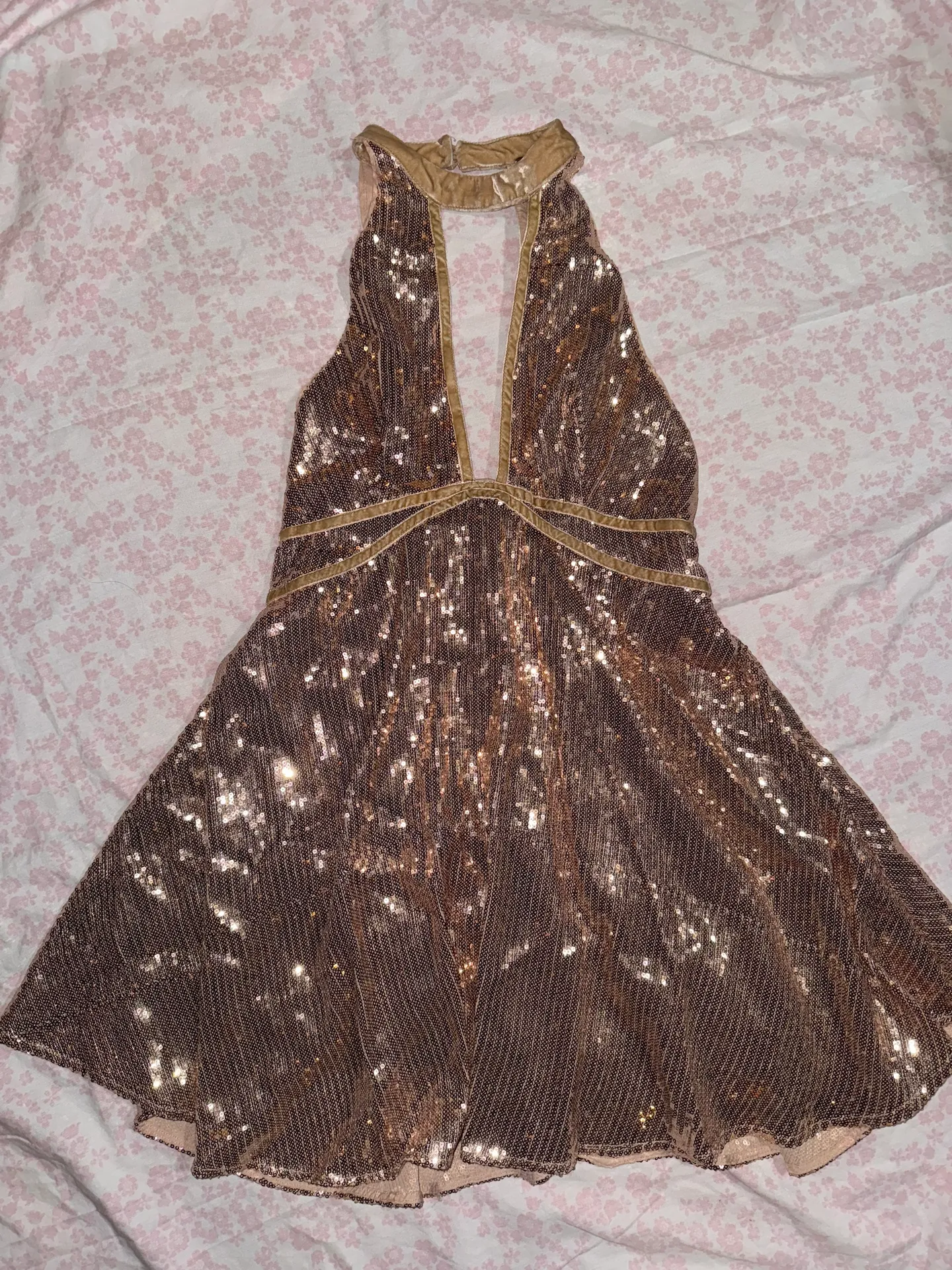 Film Noir Sequin Dress - Image 3