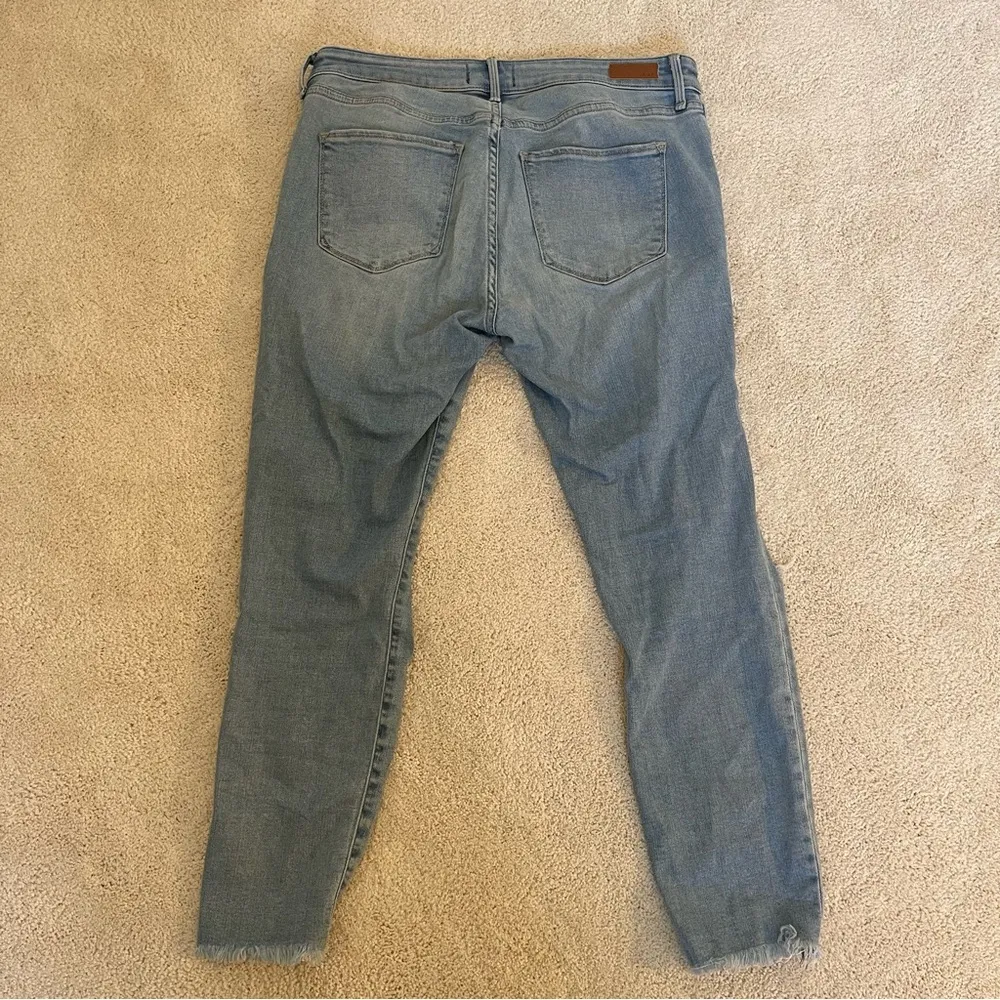 Abercrombie and Fitch Harper Ankle Straight Leg Stretch Distressed jeans size 8R - Image 8