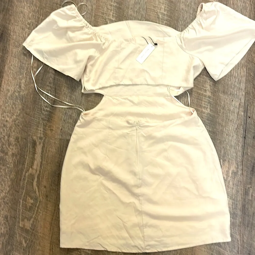 LE LIS Collection Dress size L - Image 2