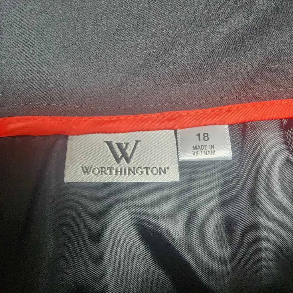 Worthington Black Pencil Skirt With Faux Leather Accents (18) - Image 7