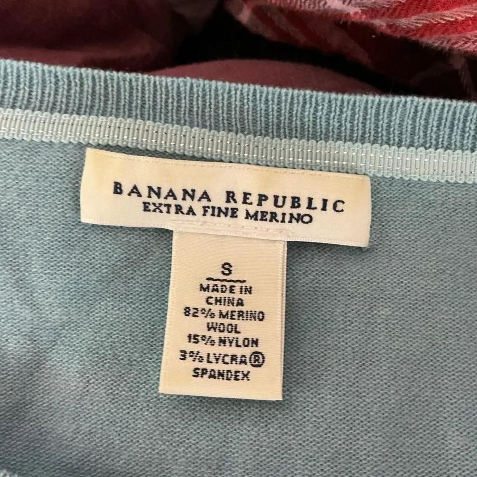 Banana Republic Extra Fine Merino‎ Wool Blend Crewneck Sweater Preppy - Image 3