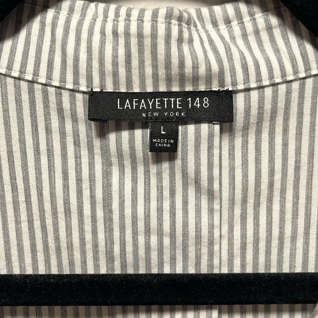 LAFAYETTE 148 Blue and White Stripe Sleeveless Blouse, Embroidered Hem, Size L Size L - Image 2