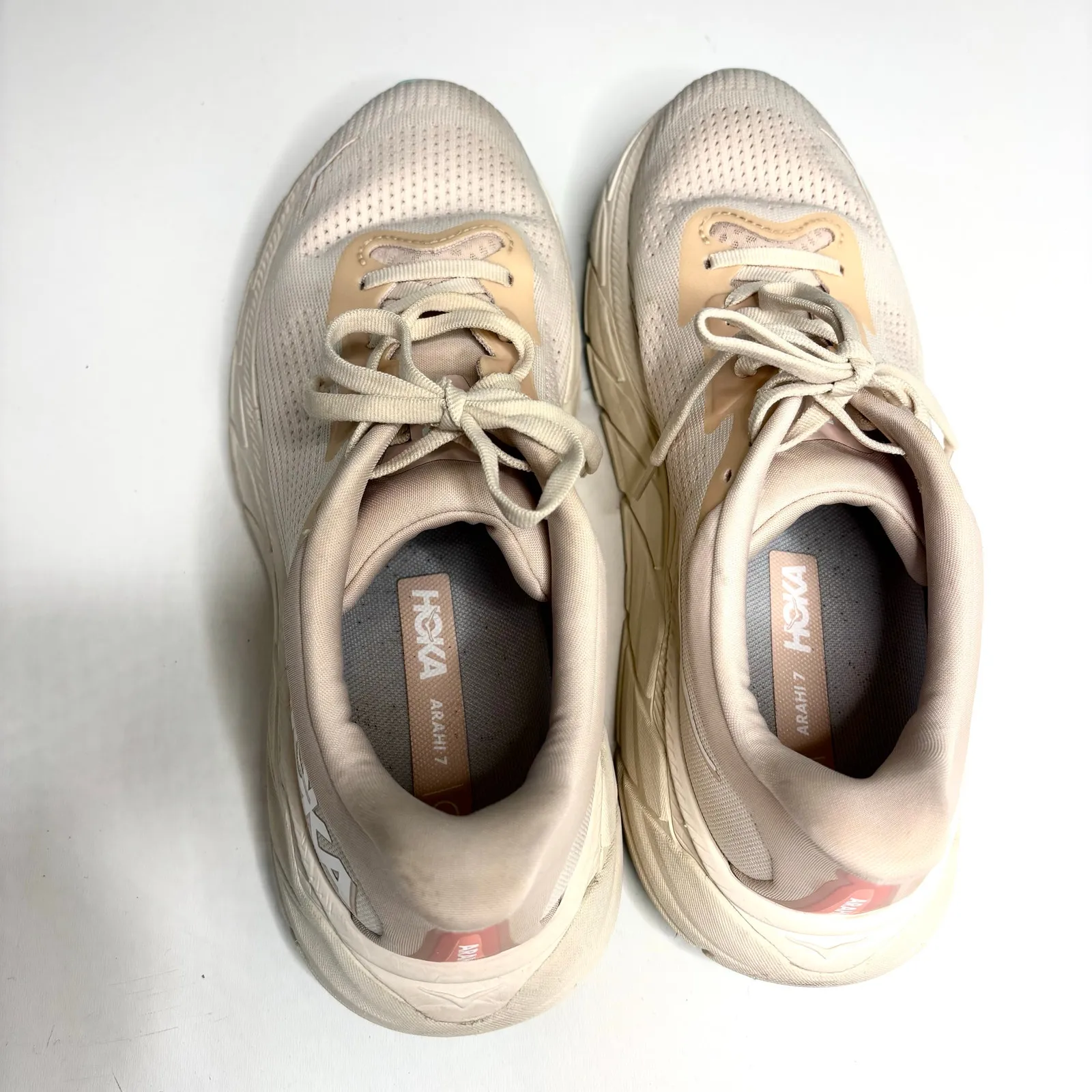 Hoka Women’s Arahi 7 Peach Running Shoes 11B Pink Size 11 - Image 4