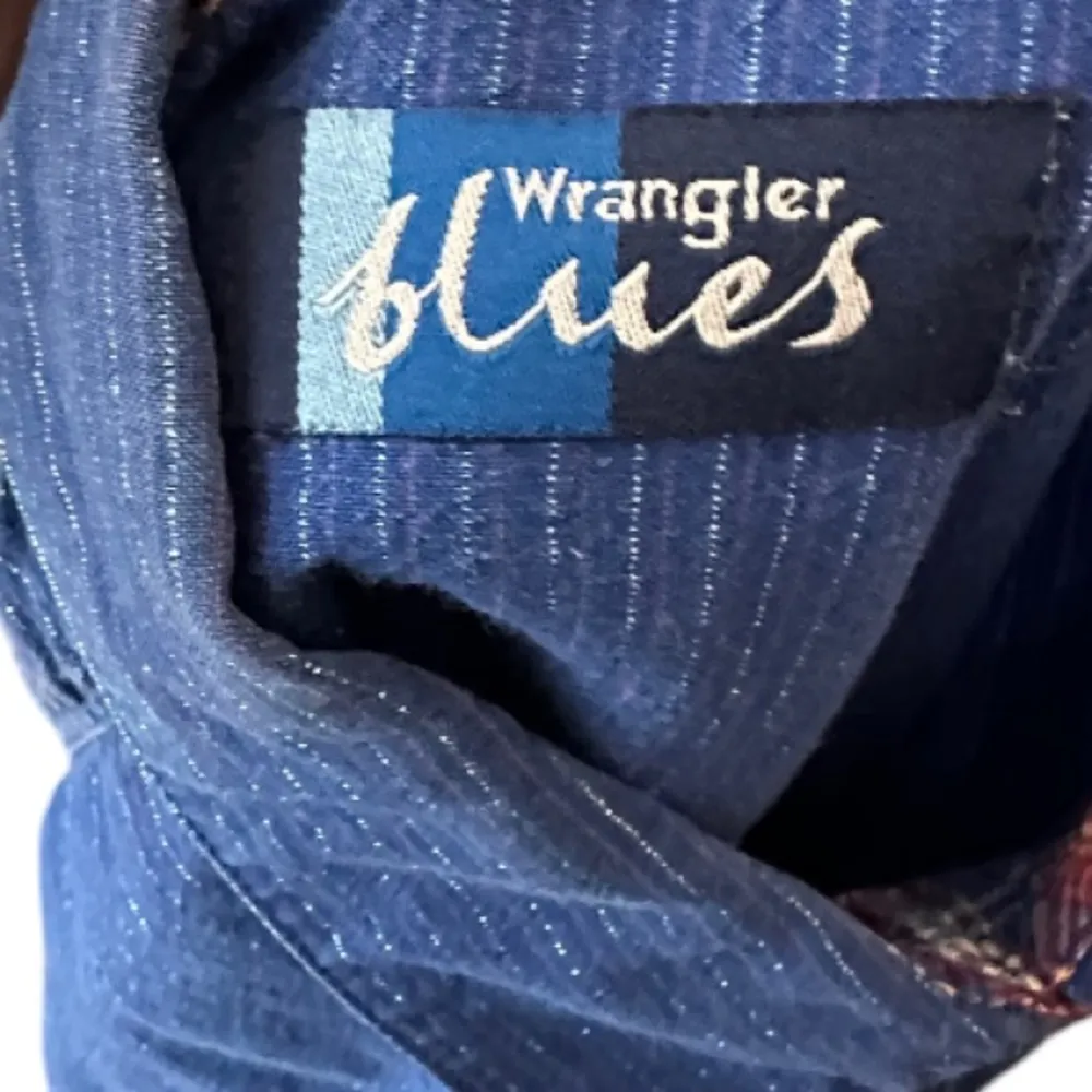 Vintage Wrangler Blues Shirt with Metallic Thread - Image 6