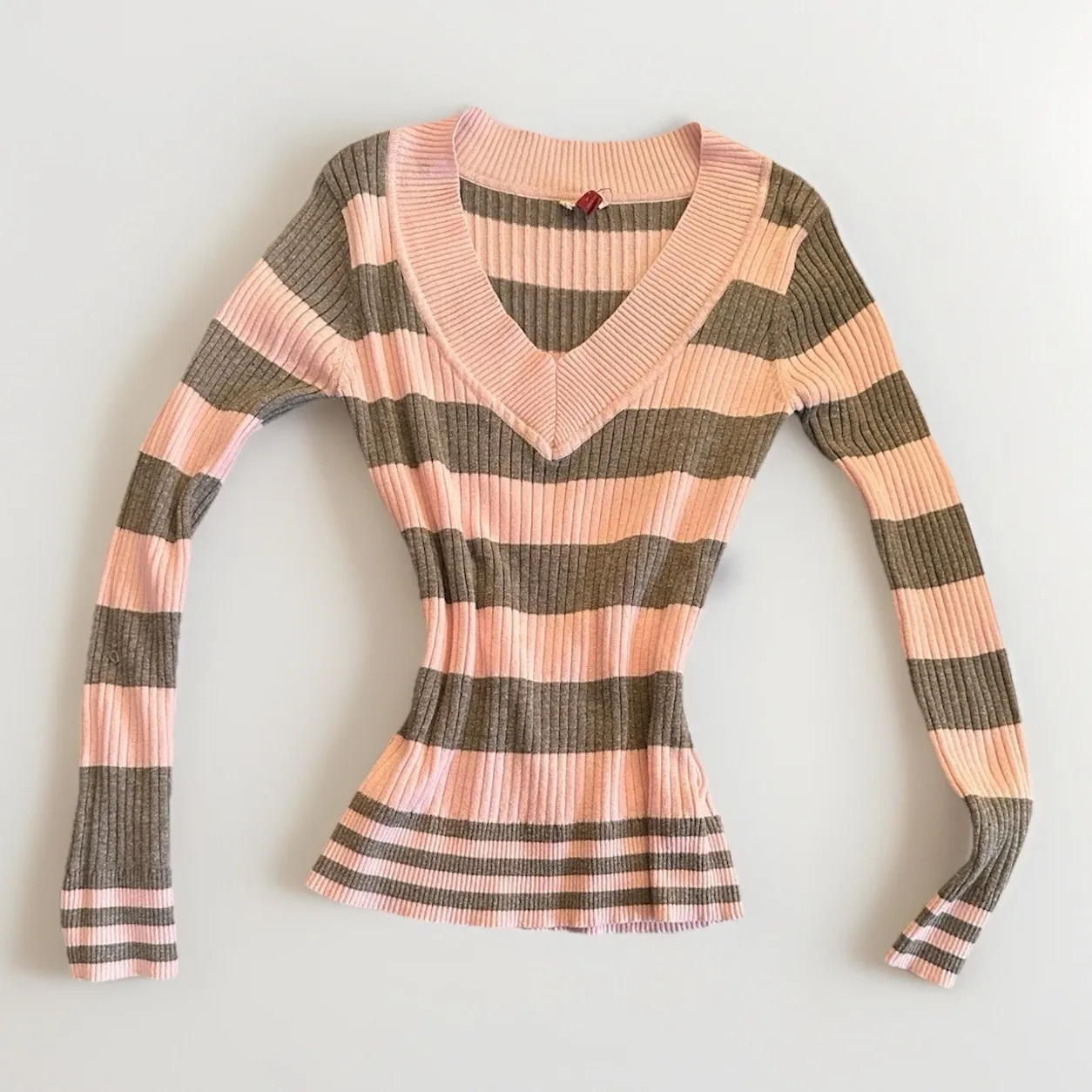 LEI Y2K Sweater Juniors XL Y2K 2000s Mall Ribbed Knit Elena Gilbert Pink Gray - Image 1