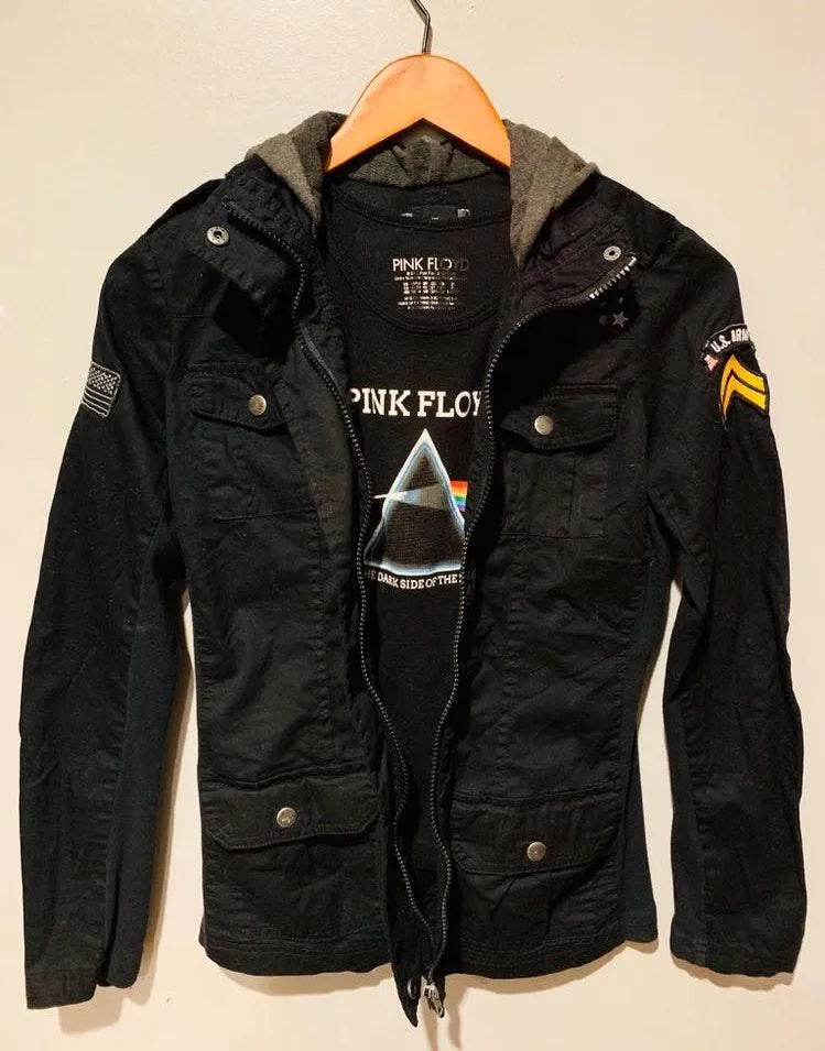 Army Surplus Jacket🖤 - Image 2