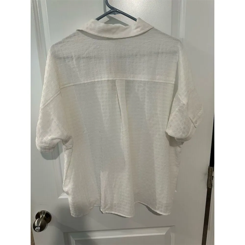 Max Studio Women's Textured White Button-Up Shirt Size S Casual Spring - Image 2
