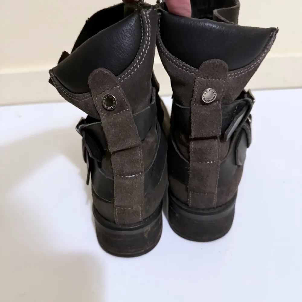 Steve Madden Dormaa Boots Women's Leather Moto Biker Buckle Strap SZ 9.5 - Image 5