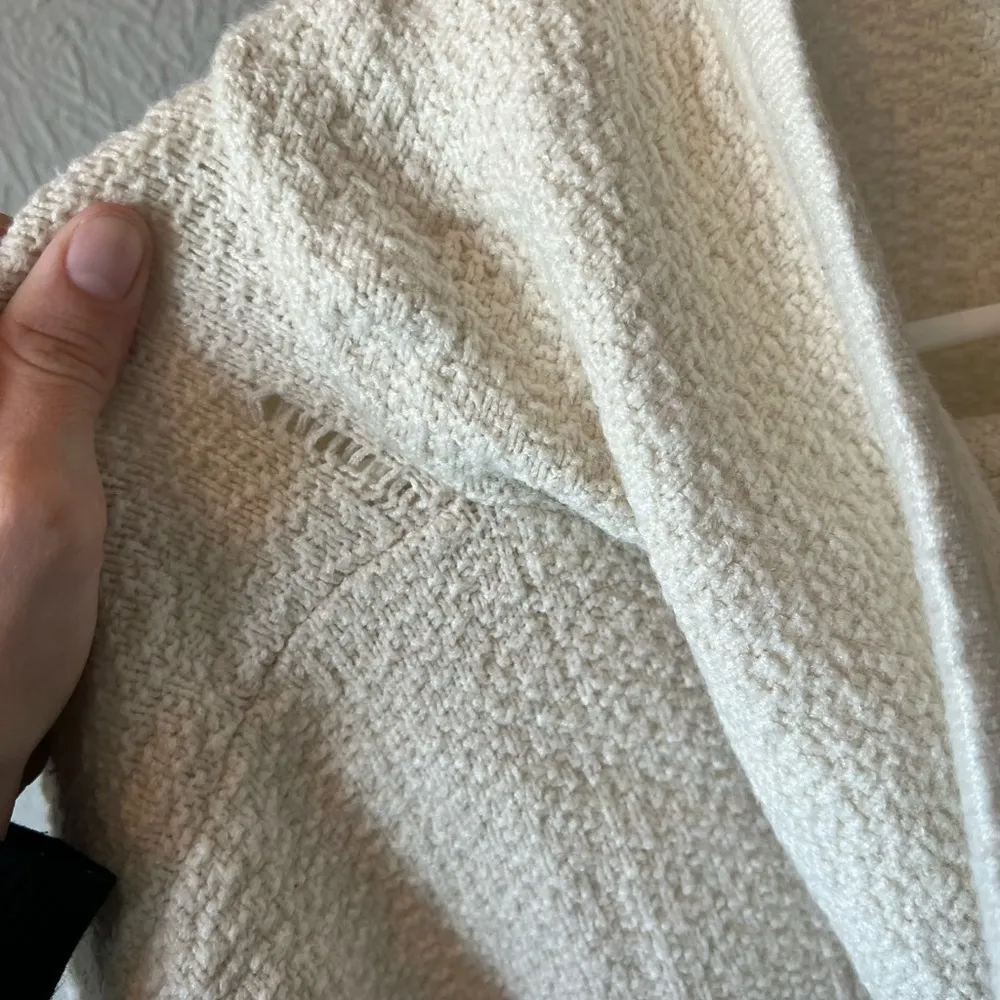 Bohme Off White Pullover Knit Sweater Hoodie - Image 4