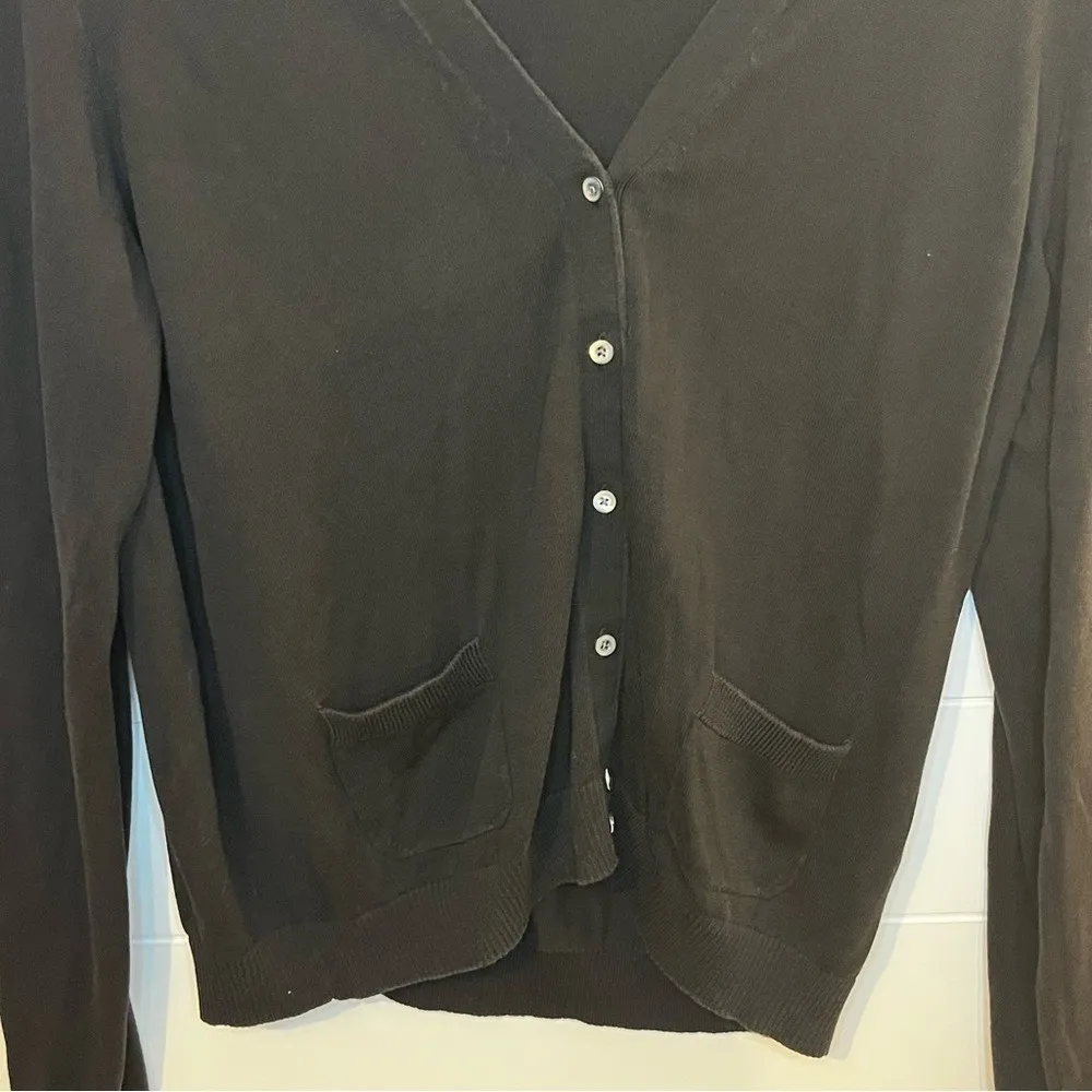 J. Crew Classic Black Cardigan Pockets Size Medium Minimalist Neutral Layering - Image 4