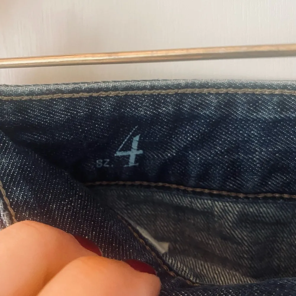 LOFT Denim Mini Skirt for Casual Night Out - Image 4