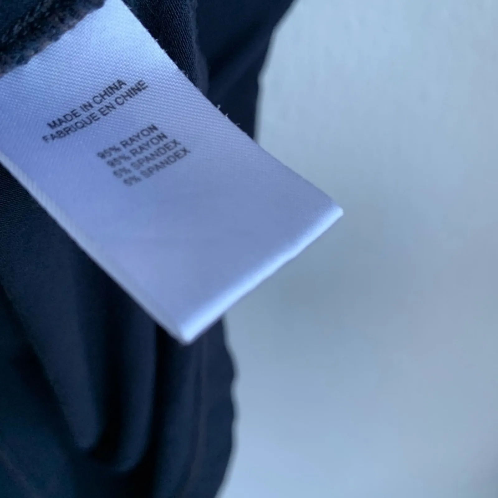 Theory Dark Rita Reach V-Neck Blouse Top 0 - Image 6