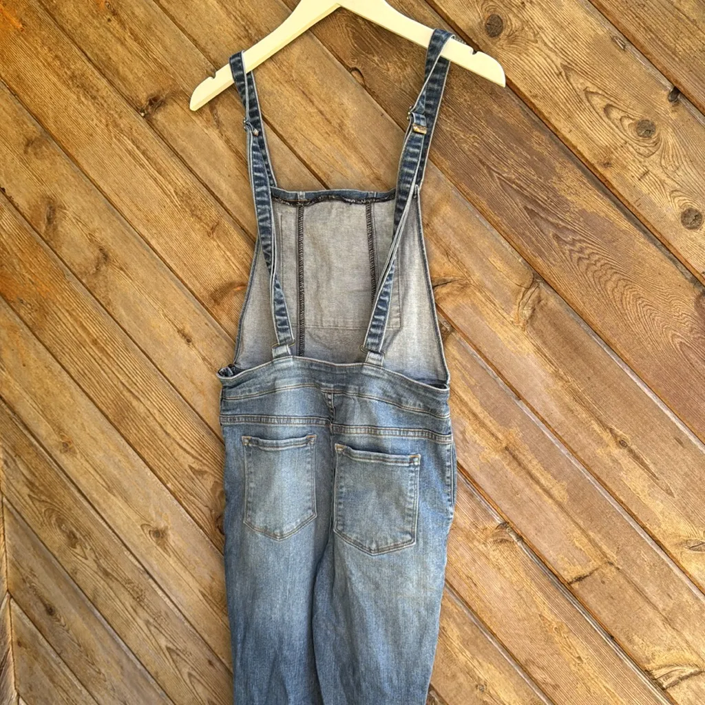 O2 denim over the moon long straight leg skinny overalls size medium light wash - Image 5
