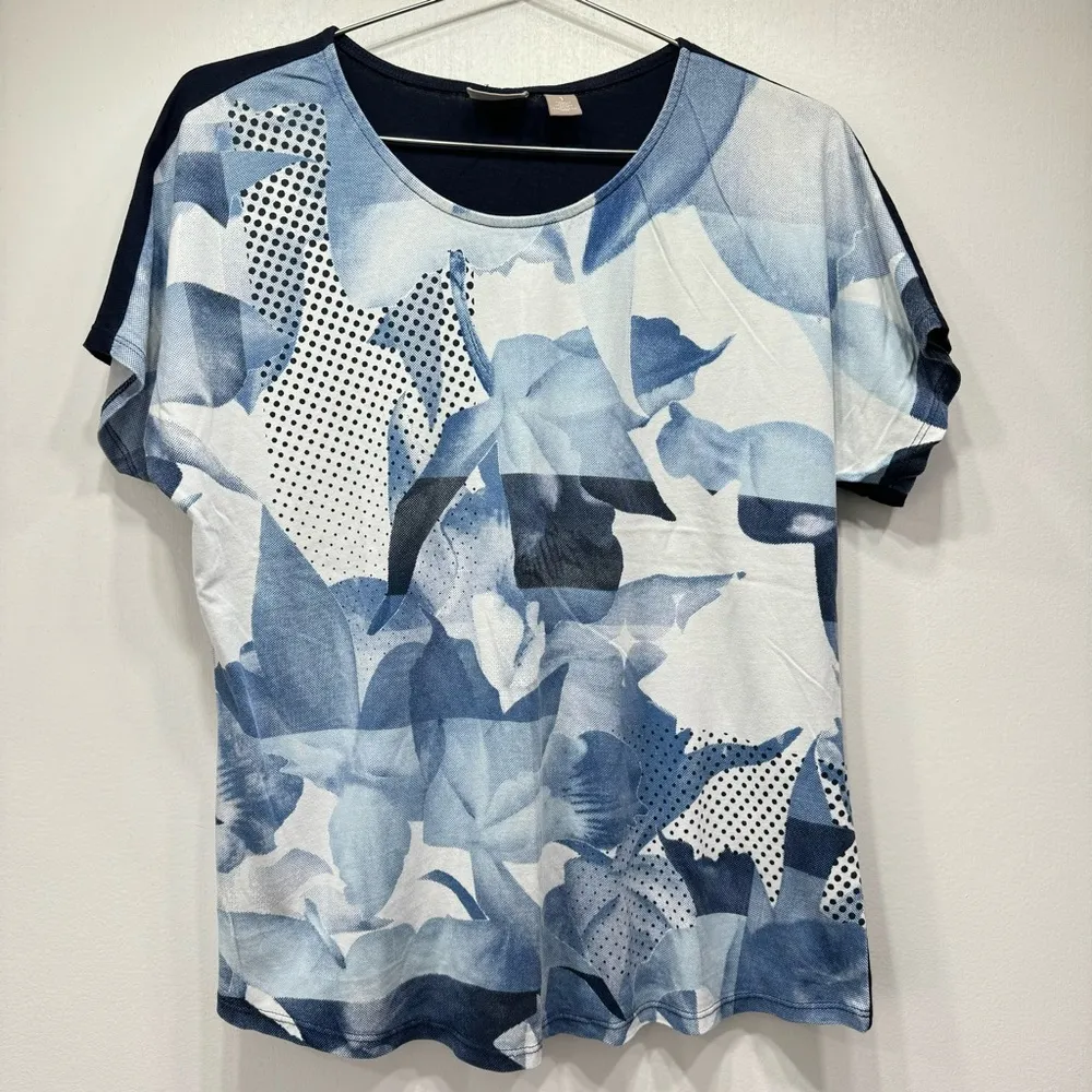 Chico’s Blue Mixed Dot Print Floral Front Short  Dolman Sleeve Tee Size 1/Medium - Image 7