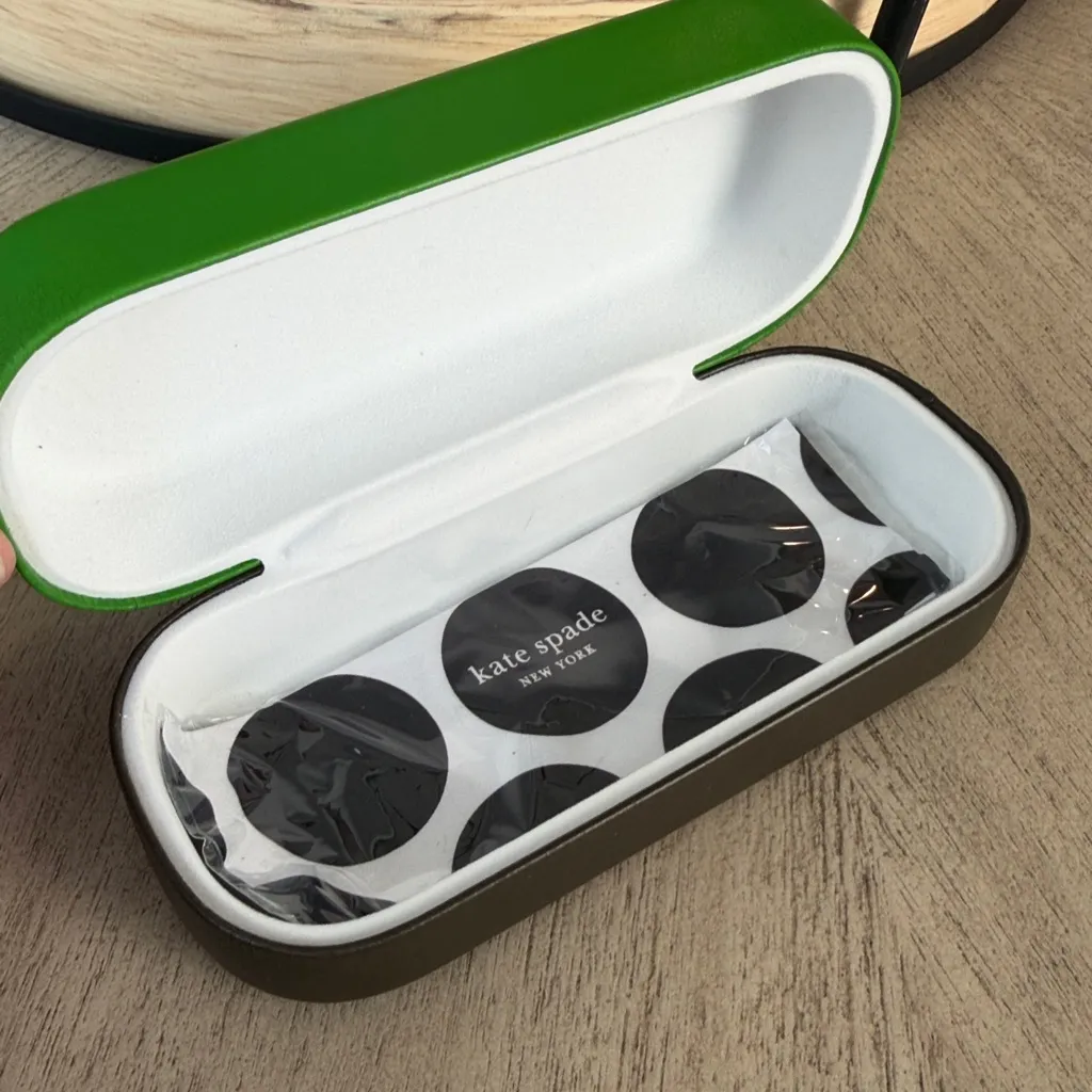 Kate Spade Amelie Cat Eye Sunglasses NWT and case - Image 8